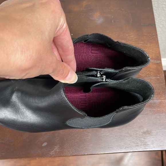Munro Cate Black Leather Ankle Boots Booties Sz 9.5 - Picture 8 of 13